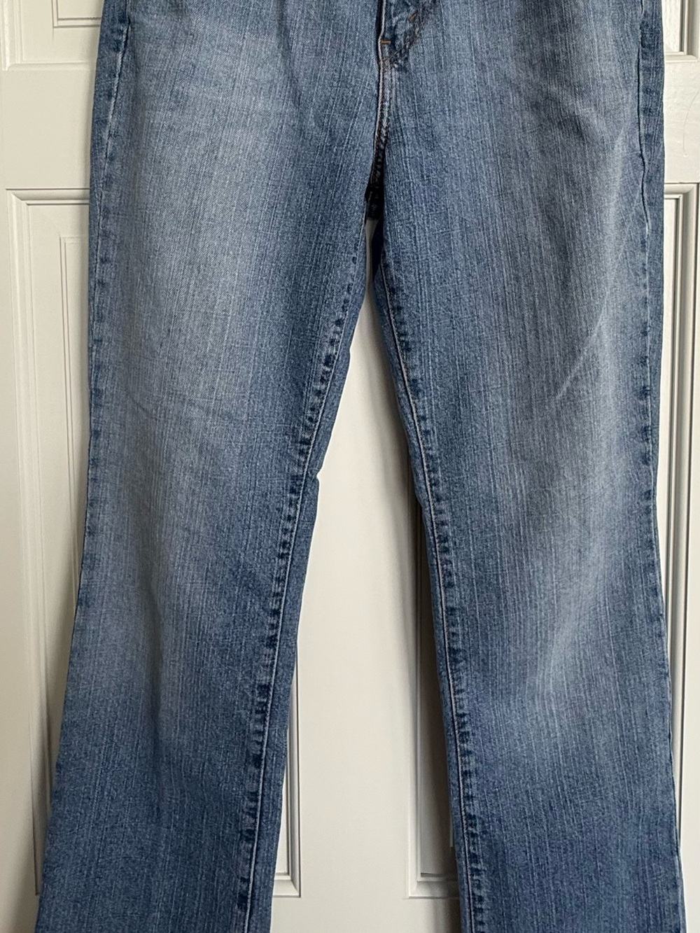 Women's Light Wash Flared Jeans
